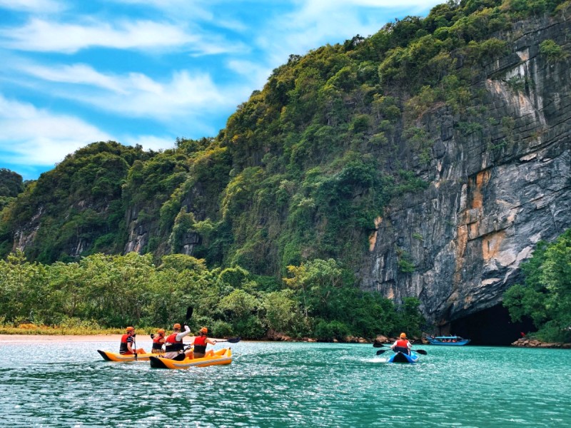 Khám phá Phong Nha - Kẻ Bàng: Những trải nghiệm không thể bỏ qua!