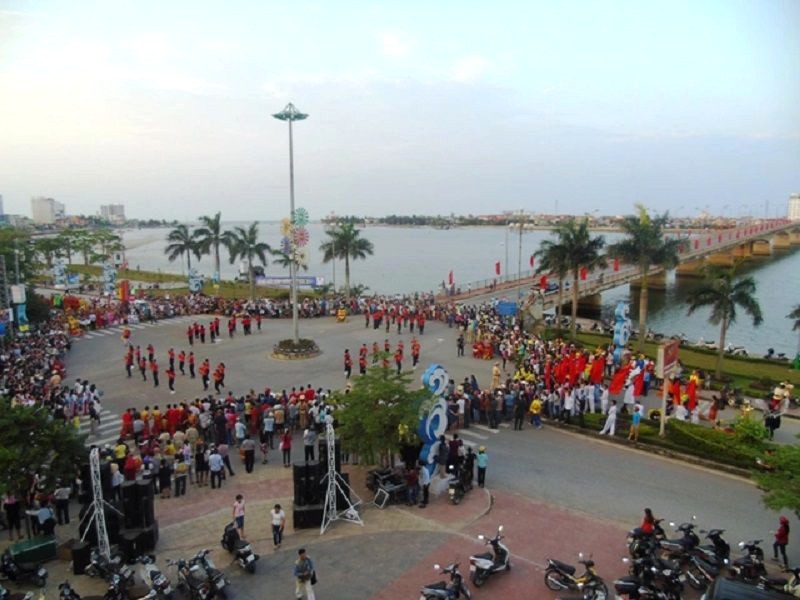 lễ hội diễu hành