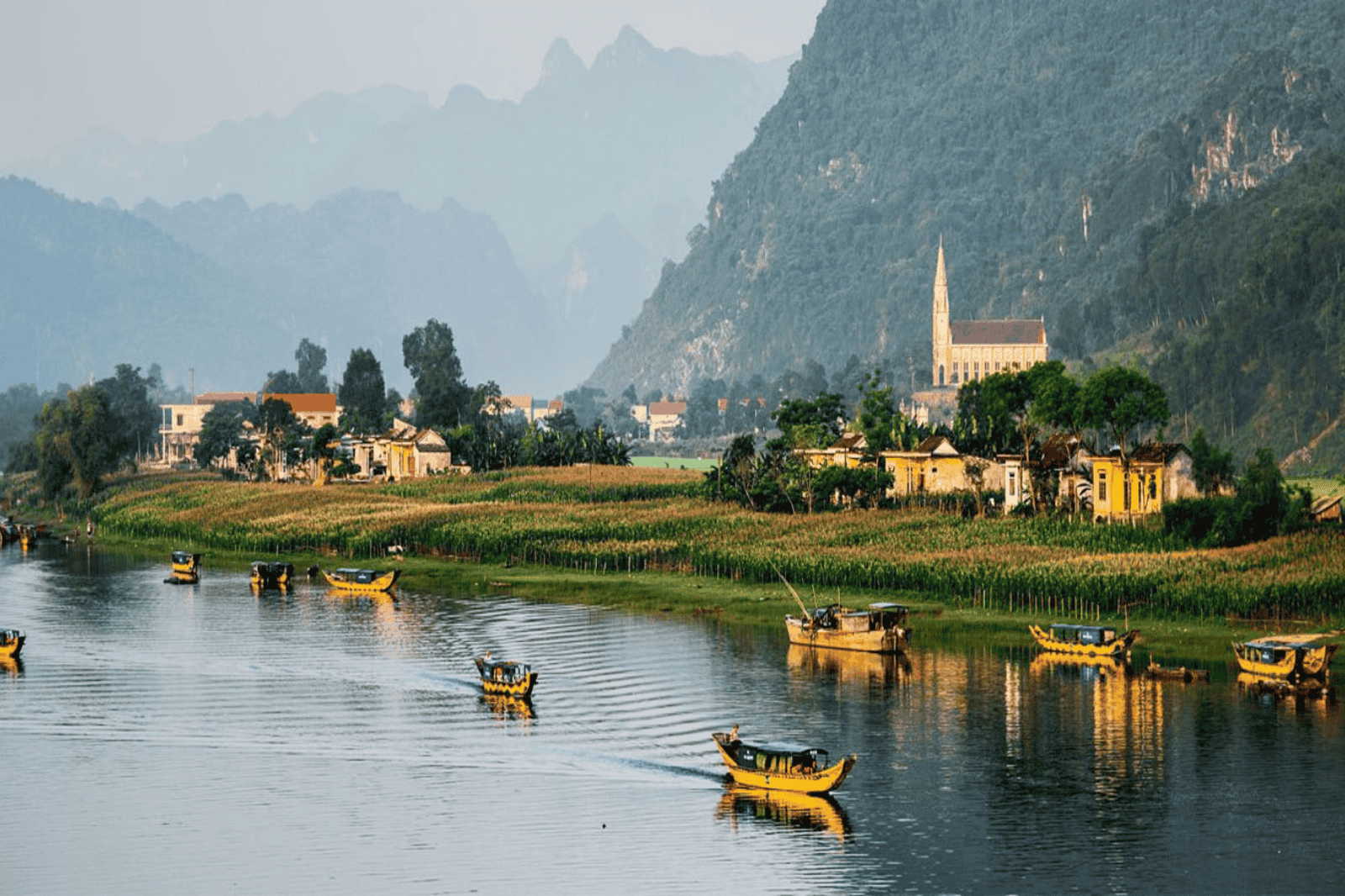 Đến thăm dòng sông Son hiền hòa ở Quảng Bình và thưởng thức đặc sản cá trắm sông Son